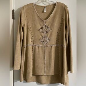 Mario Reno Tan V-Neck Crochet Detail Women's Top faux suede